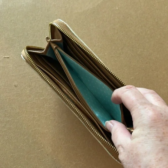 NWOT Disney Stitch Loungefly pastel wallet RARE zip around - Picture 12 of 16